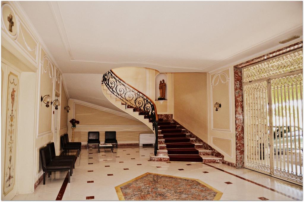 Casa Per Ferie Cardinal G. Guarino Bed & Breakfast Rome Exterior photo