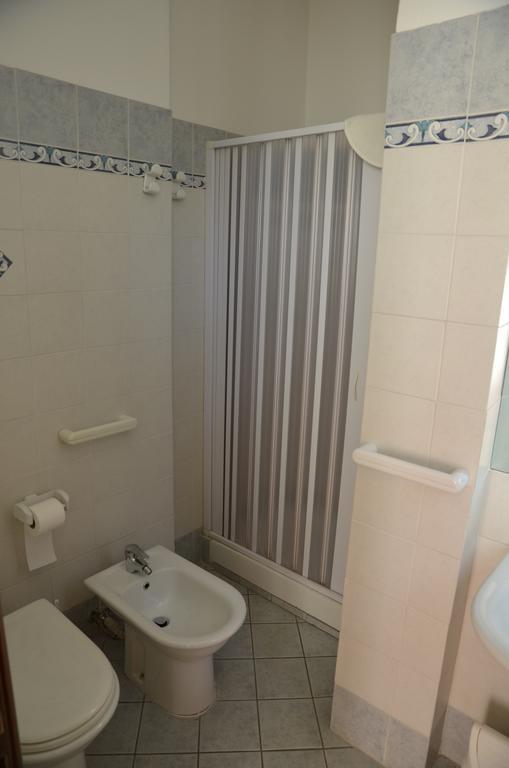 Casa Per Ferie Cardinal G. Guarino Bed & Breakfast Rome Room photo